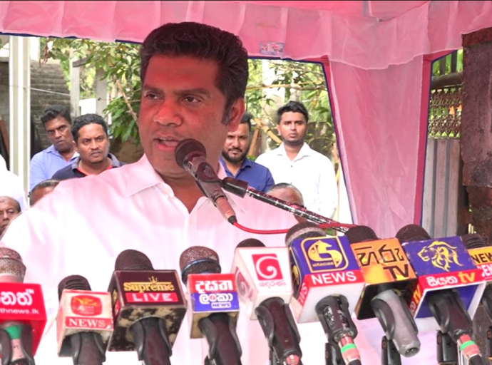  අලුත්ගම දර්ගා  නගරයේ  එස්.එම්  පාර ජනතා අයිතියට